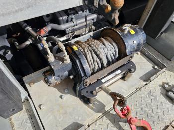 Iveco AD320S42 8x2 / WINCH / RETARDER